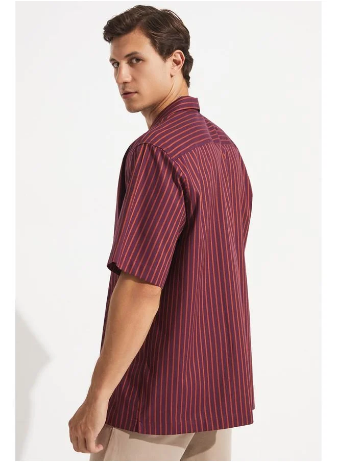 JUNE June Exclusive Men Oversize Short Sleeve Striped Shirt Burgundy