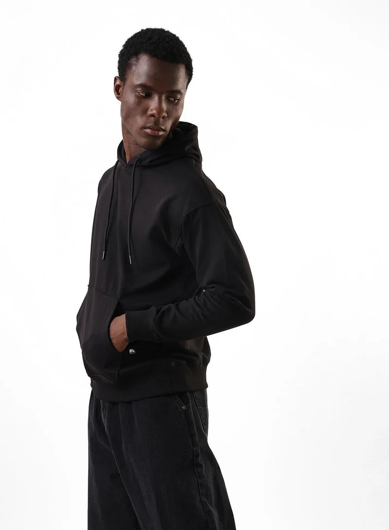Dennis Lingo Men's Black Cotton Blend Regular Fit Sweatshirt
