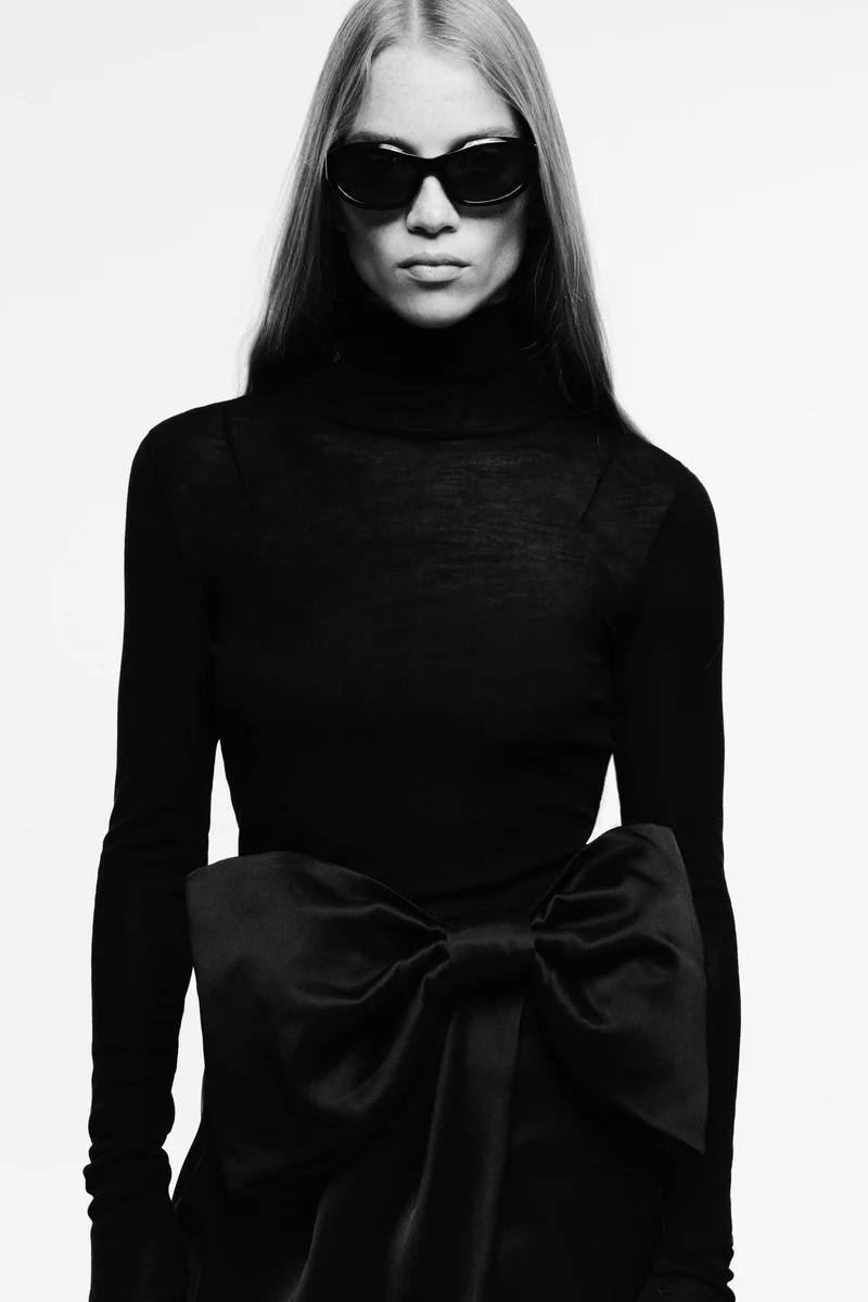 H&M Bow-detail satin skirt