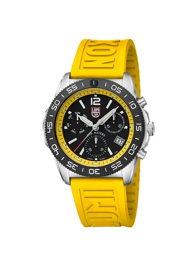 Luminox ساعة يد مطاطية كرونوغراف دائرية الشكل للرجال XS.3145 - 44 ملم - Image 5