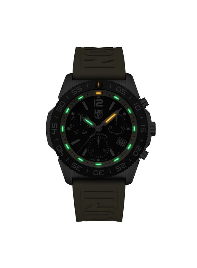 Luminox ساعة يد مطاطية كرونوغراف دائرية الشكل للرجال XS.3145 - 44 ملم - Image 2