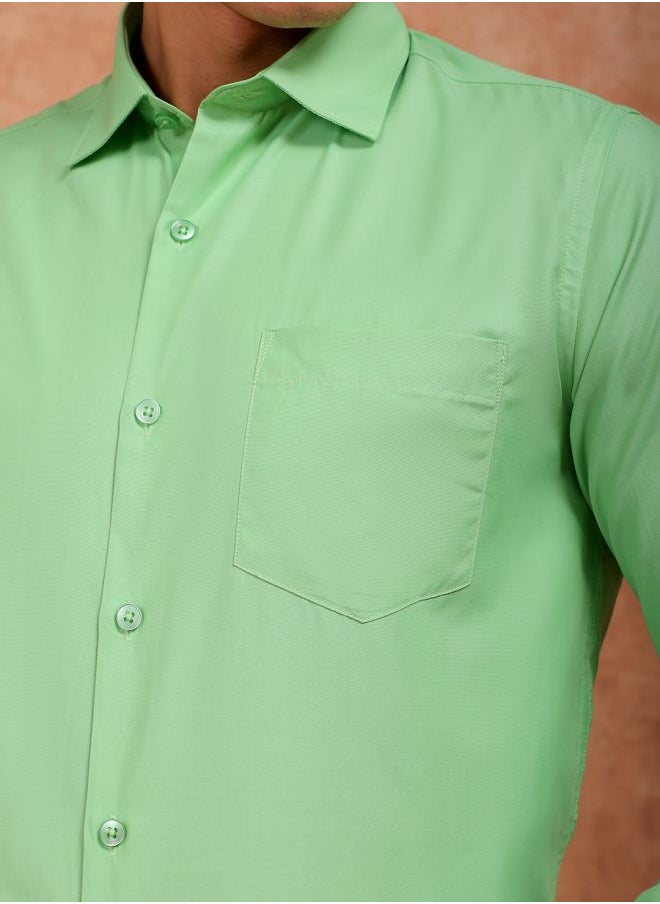 The Indian Garage Co Men Slim Fit Solid Full Sleeves Cutaway Collar Formal Shirt  - Image 4