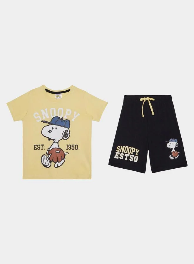 Styli Boys Snoopy Printed T-Shirt and Shorts Set