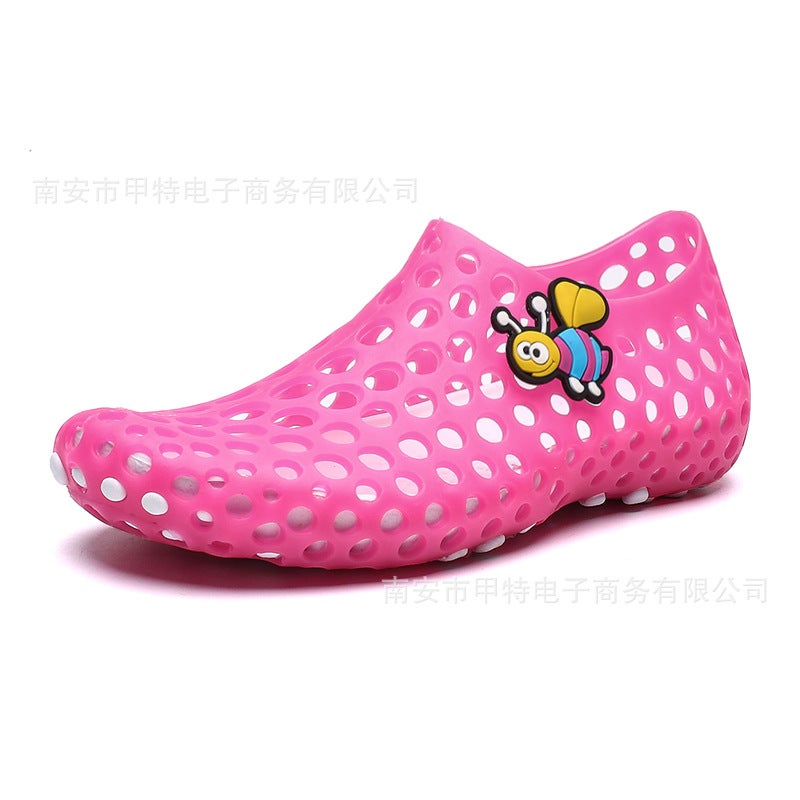 New Large Children'S Sandals Hollow Breathable Lightweight Slip-On Sandals Hole Shoes Outdoor Beach Shoes Children'S Shoes - Image 1