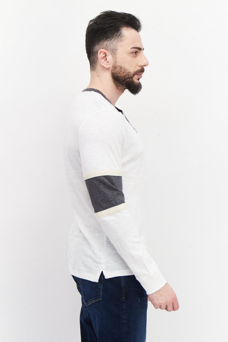 Sovereign Code تي شيرتات رجالية بأكمام طويلة وياقة دائرية، مخطط، أبيض - Image 4