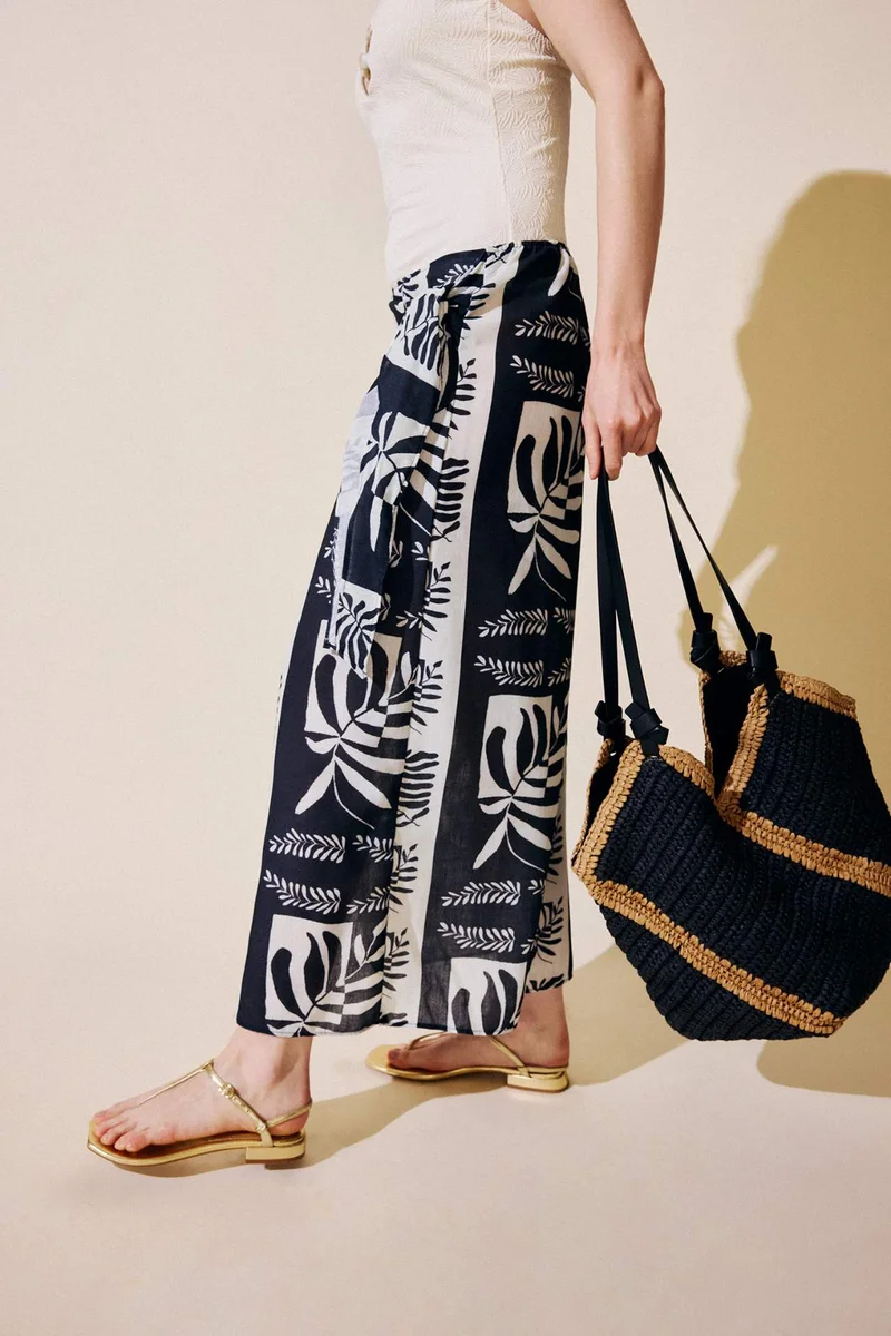 ديفاكتو Regular Fit Tropical Patterned Cotton Beachwear