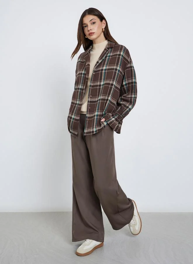 ستايلي بلوزة بطبعة مربعات وأكمام طويلة