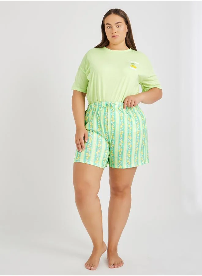ستايلي Styli Plus Size Lemon Print Dropped Shoulder T-Shirt and Shorts Set