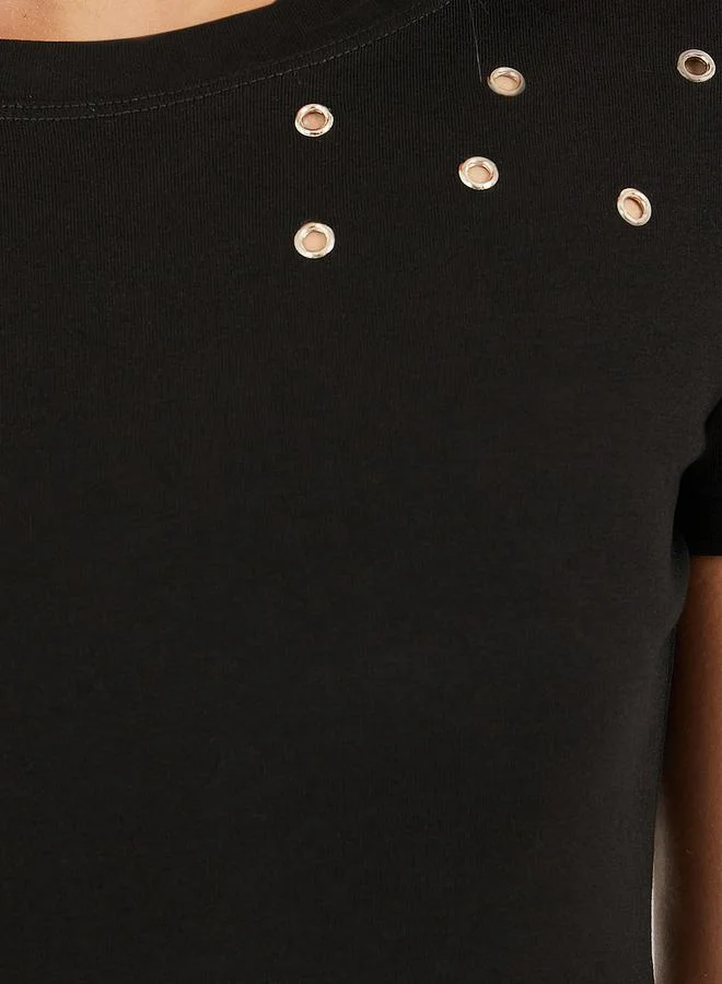Styli Short Sleeve Eyelet Detailed Round Neck T-Shirt