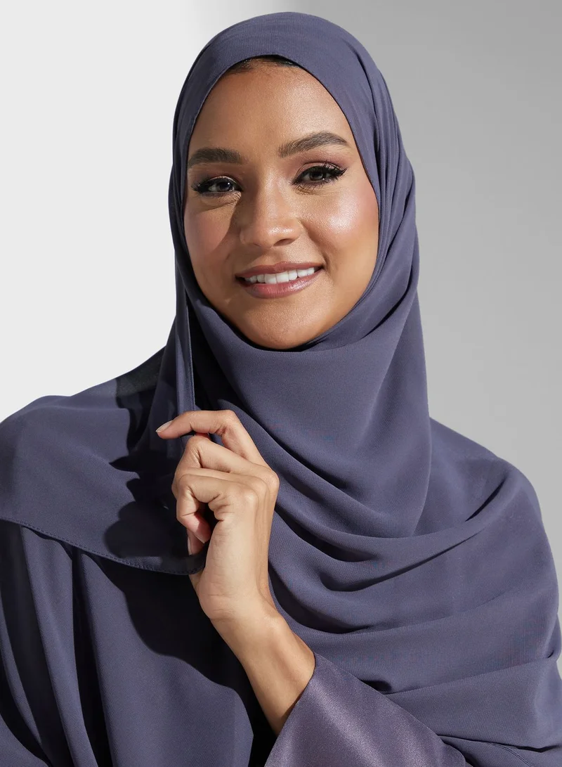 Khizana Embellished Detail Abaya