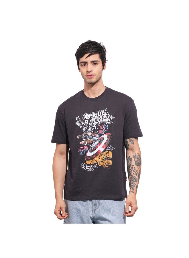 Being Human تي شيرت رجالي بأكمام قصيرة و ياقة دائرية باللون الفحم - Image 1