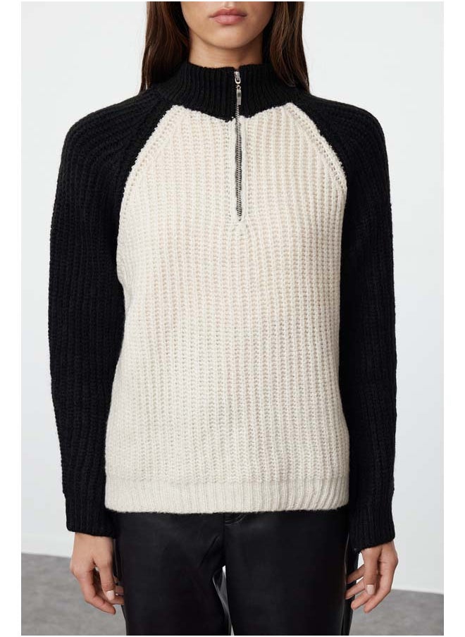 trendyol Black Color Block Zippered Knitwear Sweater TWOAW25KZ00179  - Image 4