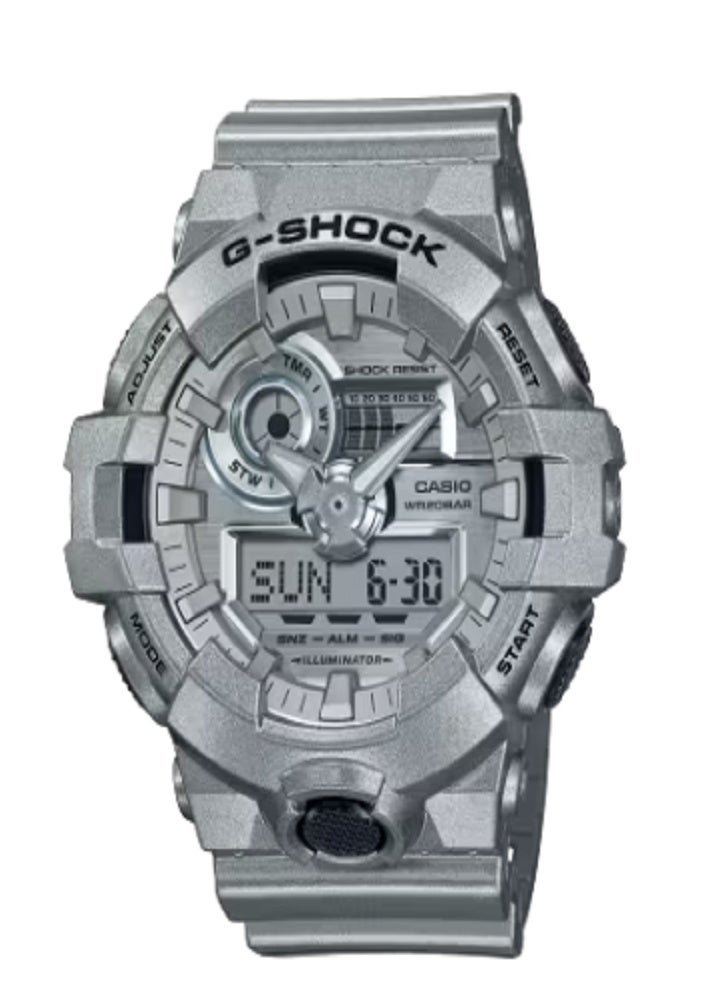 كاسيو G-SHOCK GA-700FF-8A: الفضة المعدنية المنسية في المستقبل، ساعة توقيت مباشرة