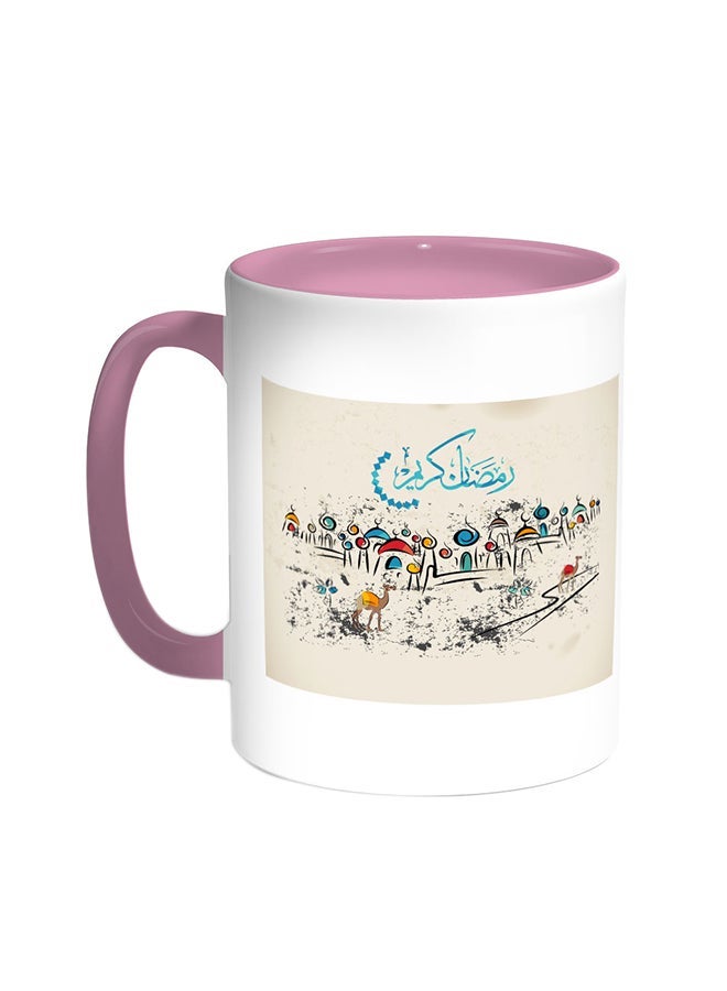 فنجان قهوة مطبوع رمضان كريم وردي/أبيض 11 أونصة