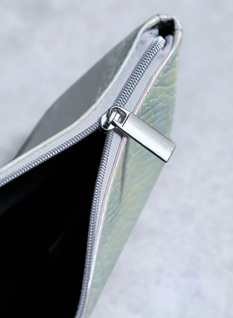 FOREVER 21 Iridescent Makeup Bag