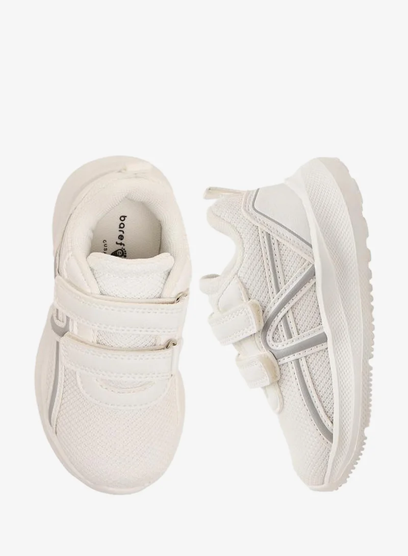 بيرفيت Boys Textured Hook & Loop Sneakers