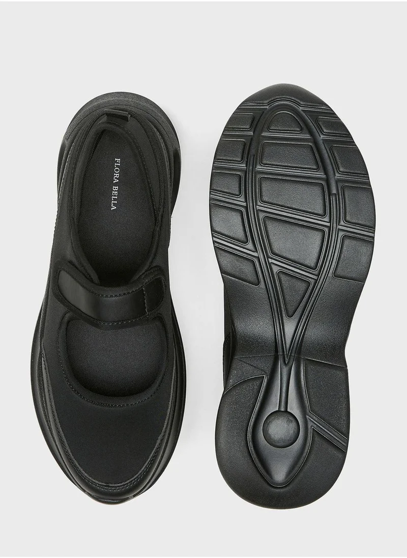 شو اكسبرس Casual Slip Ons