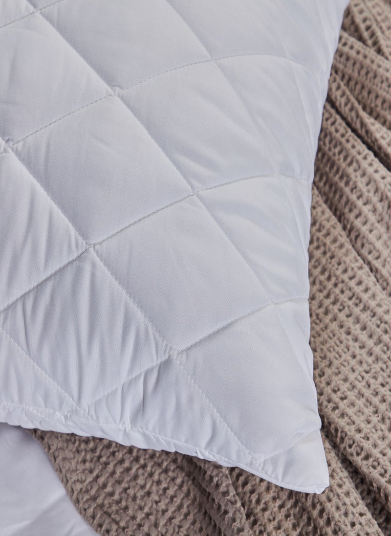 RISHAHOME 2-Piece Anti-Allergic Quilted Pillow Protector Set with ZIP, 144 TC Cotton, White 50x75centimeter  - Image 2