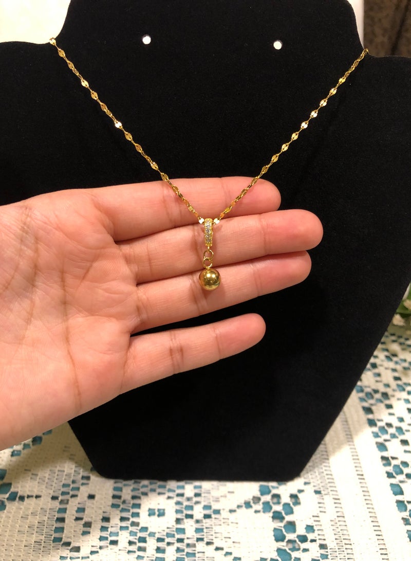 نون-شى سلسال نسائي مصنوع من الاستانلس ستيل مطلي باللون الذهبي عيار 18 ومرصع بالزركون - Image 1