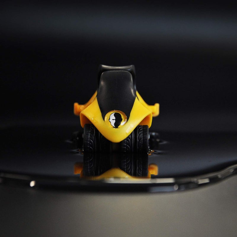 HeadBlade شفرة هيد بليد ATX باللون الأصفر - جسم صلب أصلي بتصميم متعدد الشفرات وحلقة مطاطية غير قابلة للانزلاق لسهولة الوصول وحلاقة قريبة - Image 2