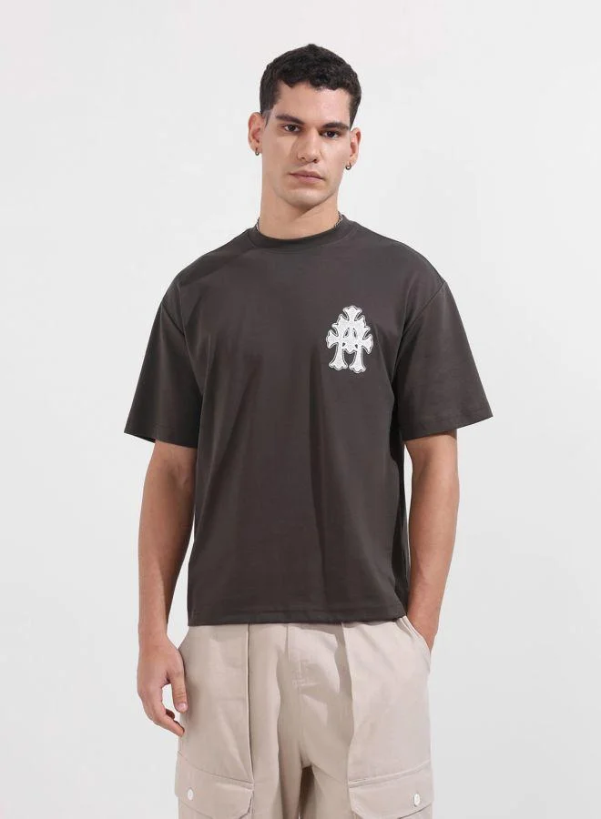 The Indian Garage Co Men Relaxed Fit Embroidered Crew Neck Half Sleeves T-Shirt