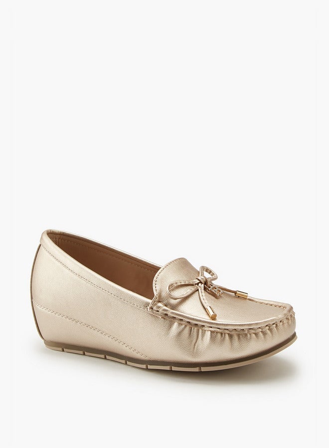 فلورا بيلا من شو إكسبرس حذاء لوفر إسفين بكعب سهل الارتداء بتفاصيل فيونكة - Image 3