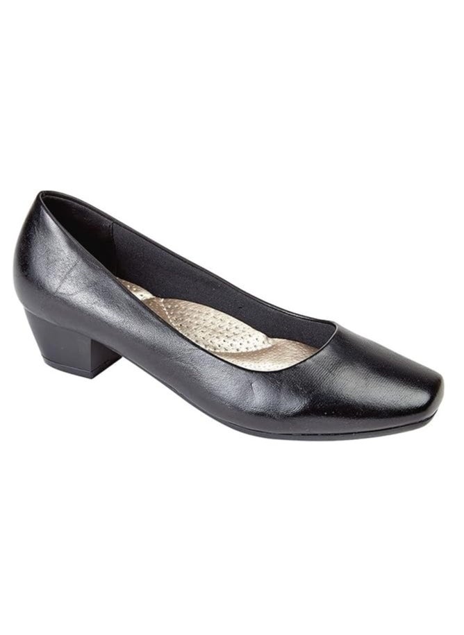 BOULEVARD Boulevard Low Heel Plain Court Shoe Black Size 3 UK  - Image 1