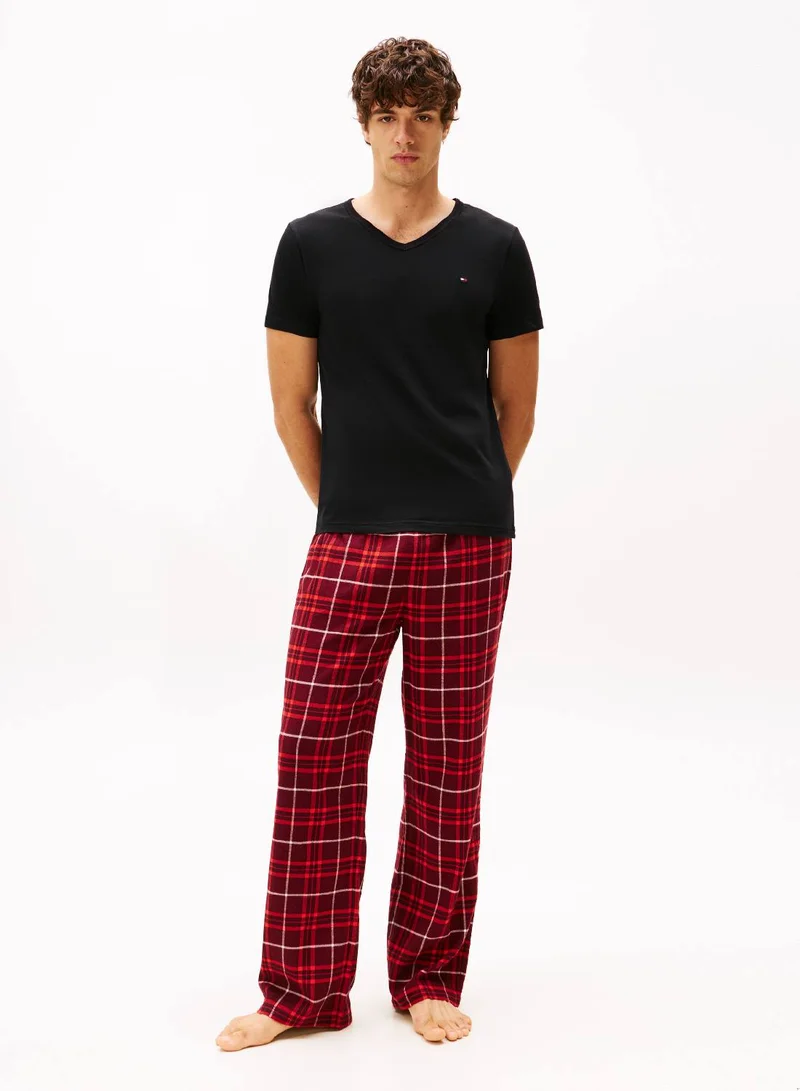 TOMMY HILFIGER 3-Pack Signature V-Neck Lounge T-Shirts.