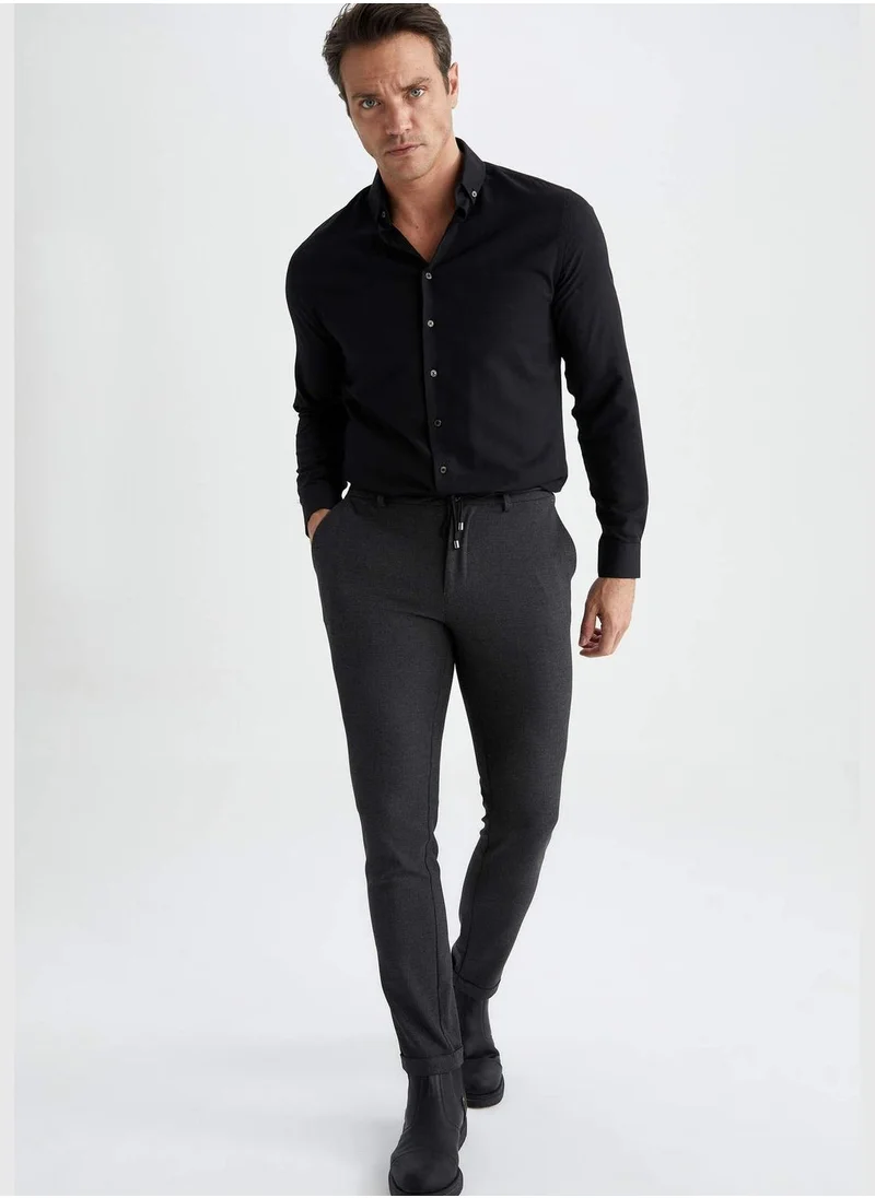 ديفاكتو Man Jogger Fit Woven Trousers