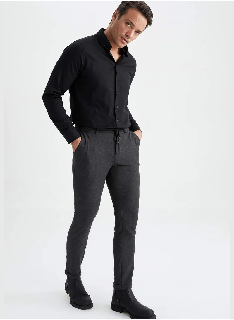 ديفاكتو Man Jogger Fit Woven Trousers