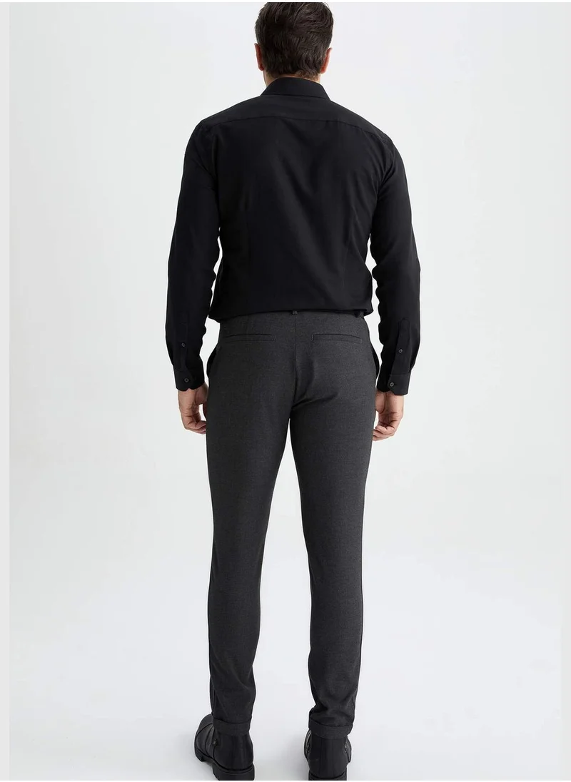 ديفاكتو Man Jogger Fit Woven Trousers