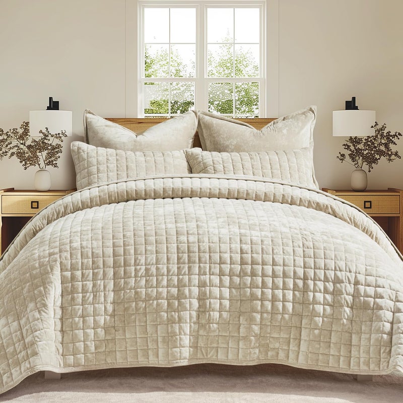 RECYCO Luxury Velvet Quilt Twin/Twin XL Size Bedding Set, Ultra Soft Velvet Comforter Set, Lightweight Quilted Channel Box Stitch Oversized Bedspread Coverlet for All Season, with 1 Sham, Beige - Image 3
