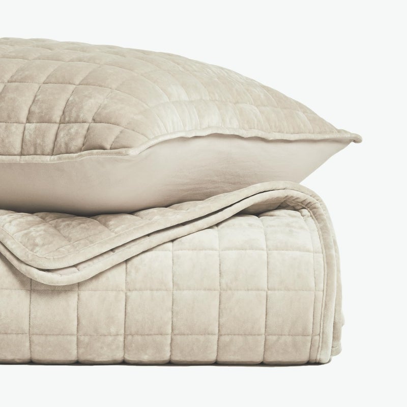 RECYCO Luxury Velvet Quilt Twin/Twin XL Size Bedding Set, Ultra Soft Velvet Comforter Set, Lightweight Quilted Channel Box Stitch Oversized Bedspread Coverlet for All Season, with 1 Sham, Beige - Image 5