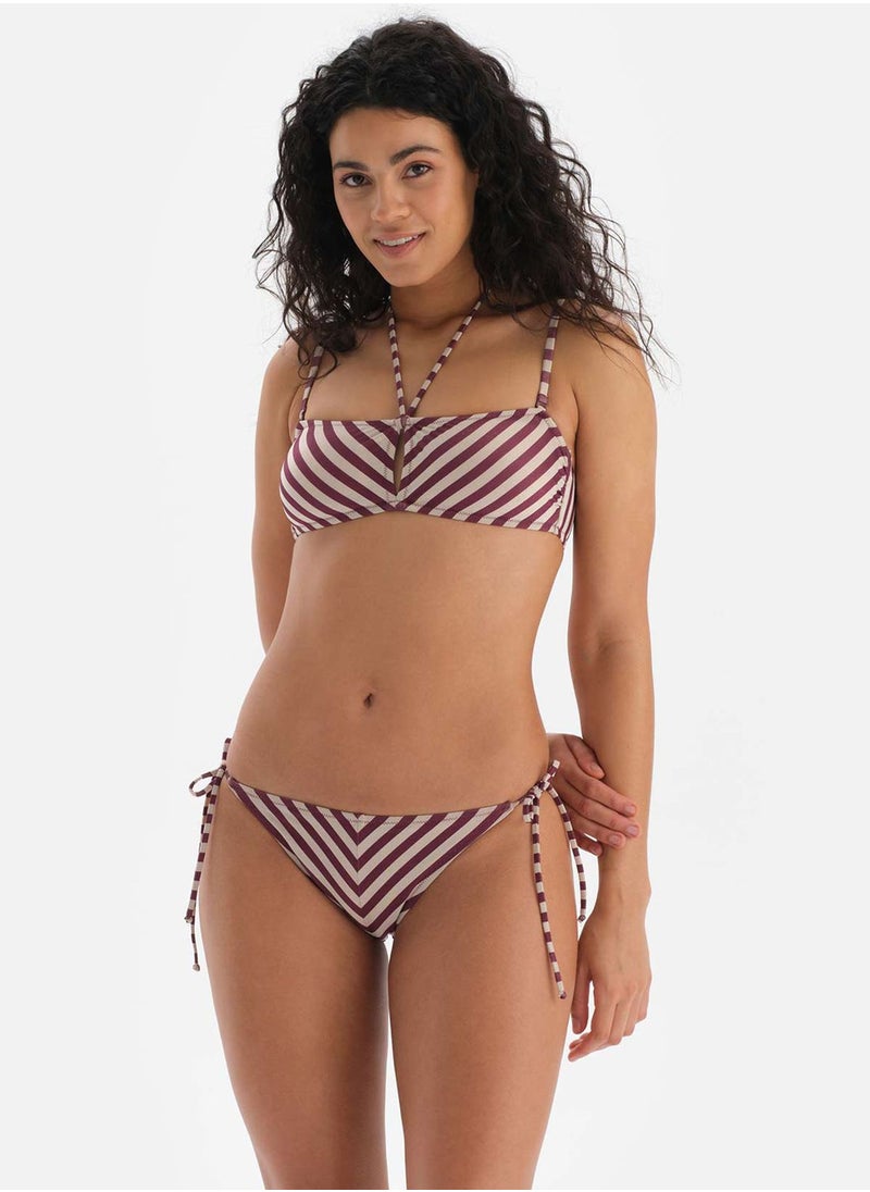 dagi - Lace Detail Bikini Bottom - Image 1