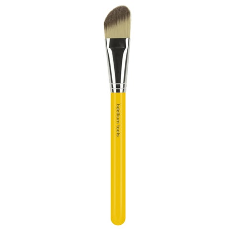 Bdellium Tools Professional Makeup Brush - Studio Series 948.1 Slanted Foundation - With Soft Synthetic Fibers, For Precise Foundation Application (Yellow, 1pc)