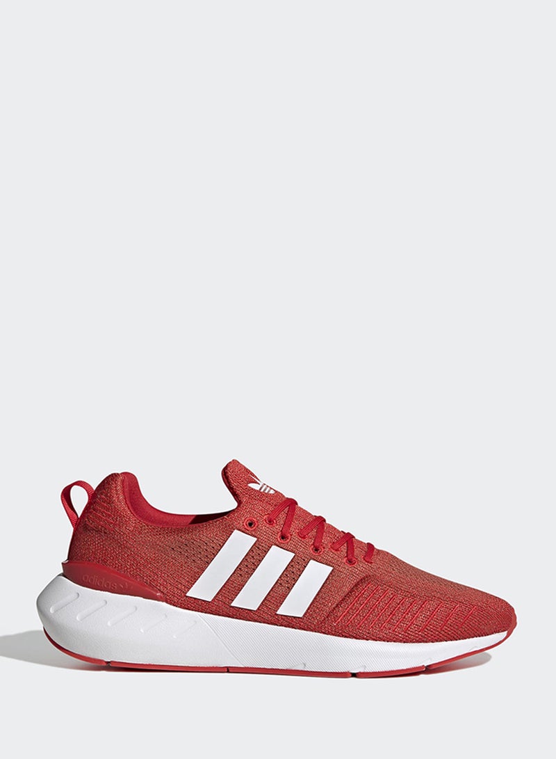 Adidas سويفت رن 22 - Image 1