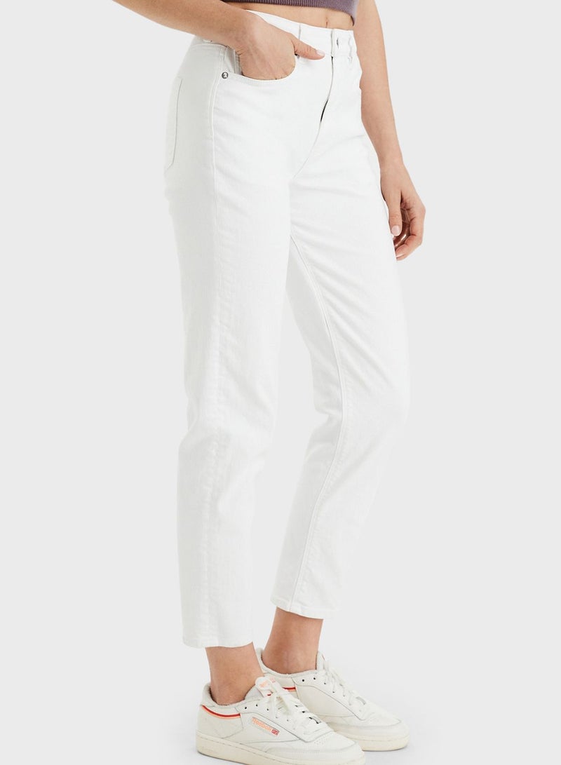 American Eagle High Waist Mom Jeans - Image 3