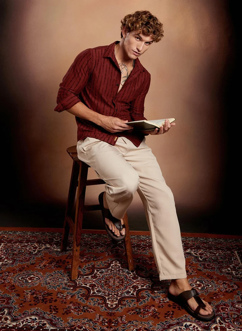 Campus Sutra Campus Sutra Men's Brick Red Tassel-Weave Shirt For Casual Wear | Spread Collar | Long Cuffed Sleeves | Button Closure | Shirt Crafted With Comfort Fit For Everyday Wear