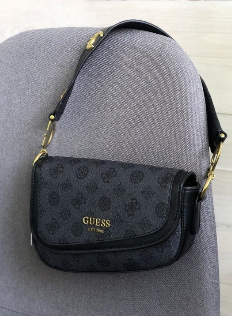 جس حقيبة كتف صغيرة من GUESS بطبعة مونوغرام 4G - Image 1