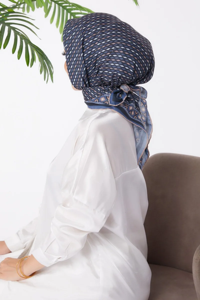 Tofisa Plain Medium Women's Navy Blue Patterned Scarf - 25974