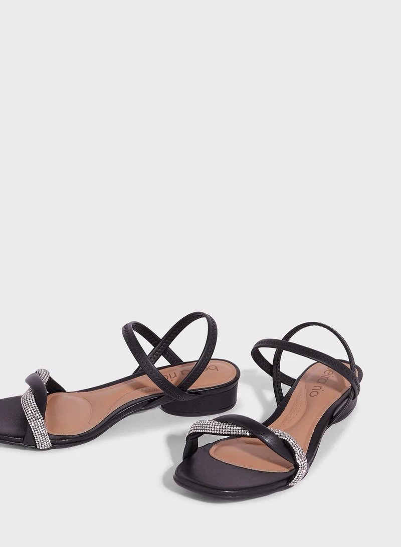Beira Rio Sandals for Women with Back Strap – Stylish & Supportive sling Back Ladies Sandals