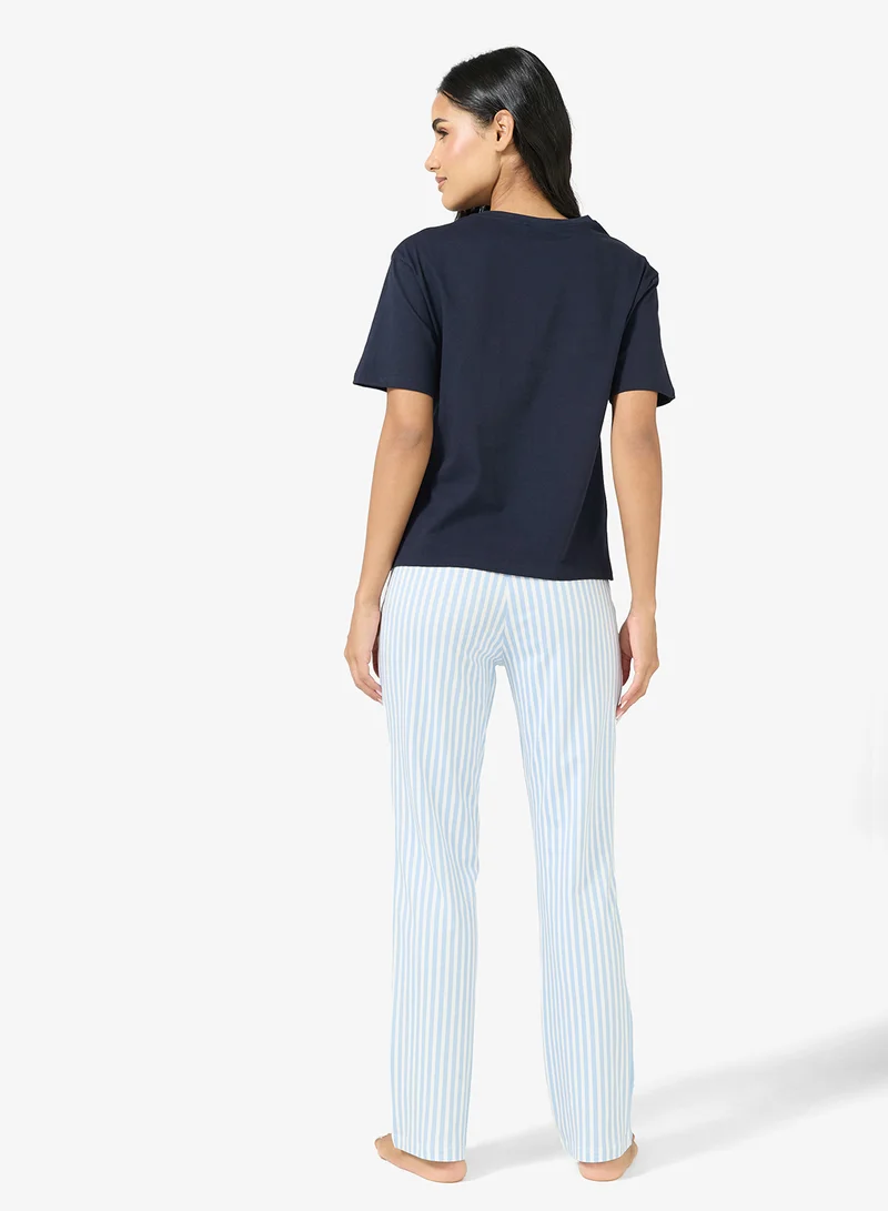 Ginger Graphic T-shirt & Pyjama Set