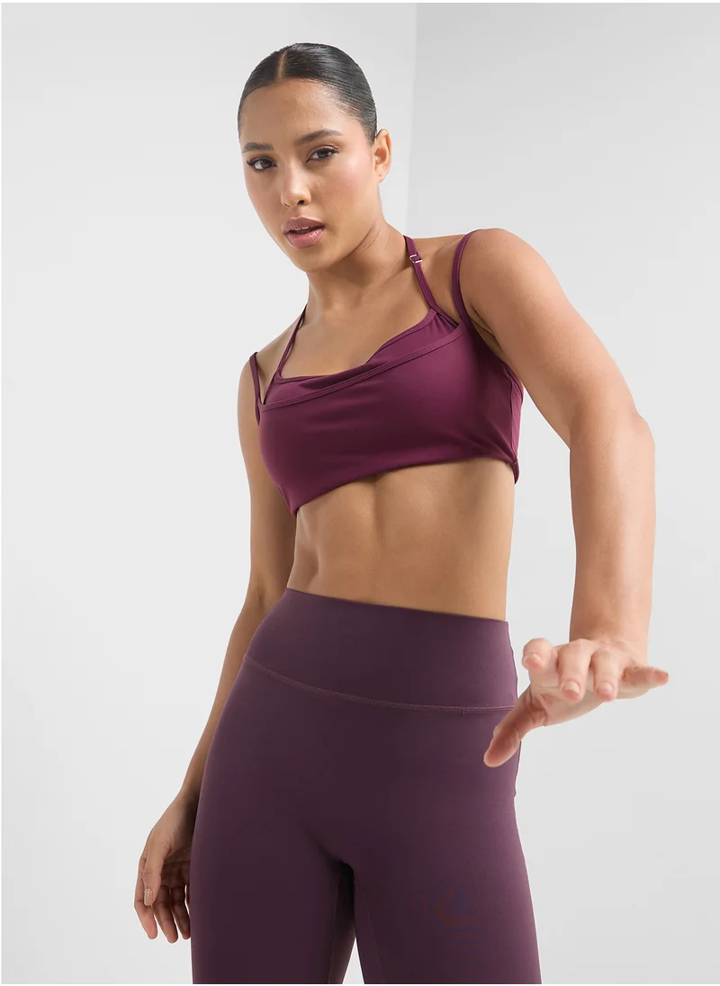 فورورد Strappy Back Cutout Detail Sports Bra