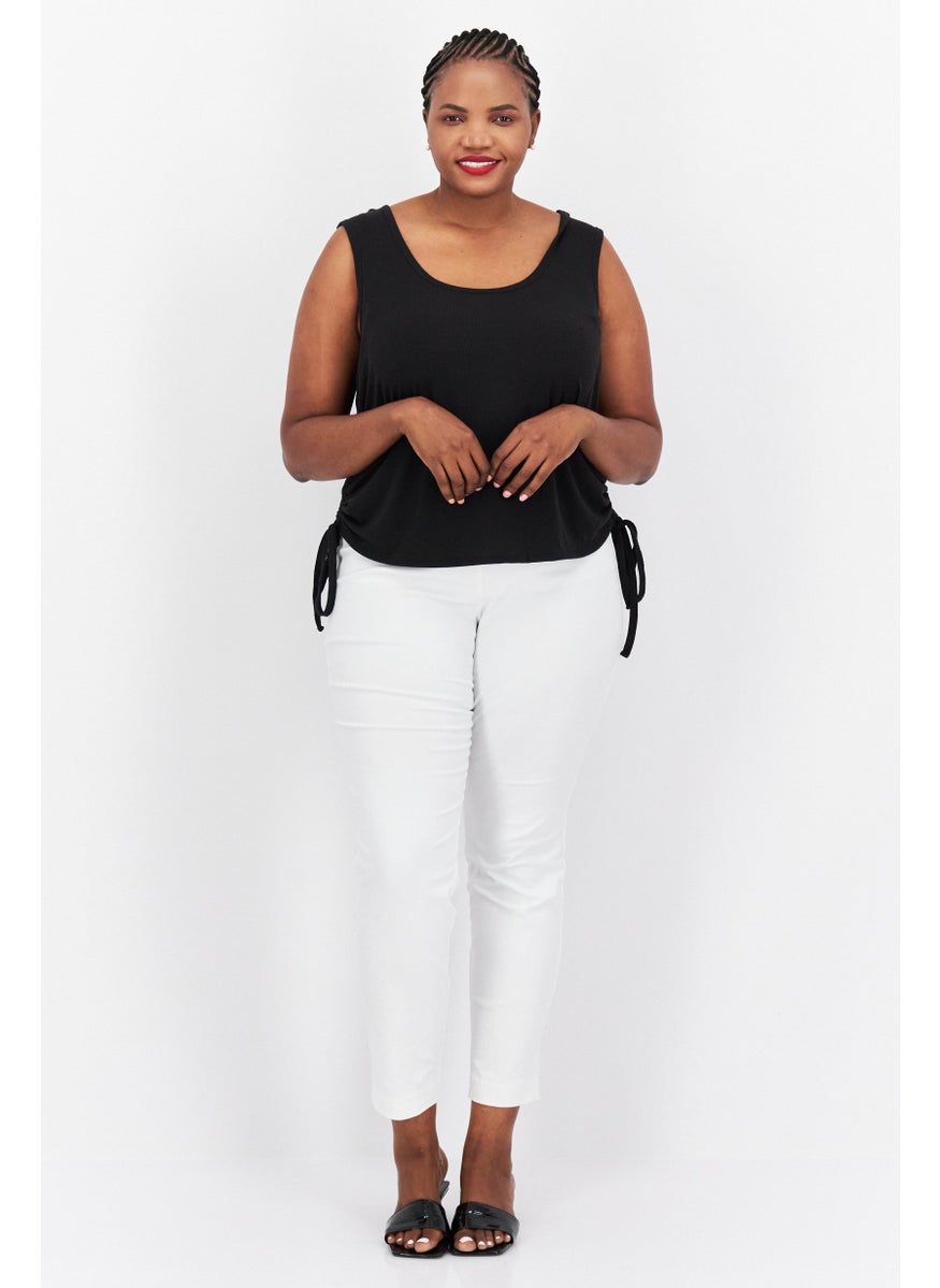 Love Fire - Women Plus Size Round Neck Sleeveless Plain Tank Top, Black - Image 1