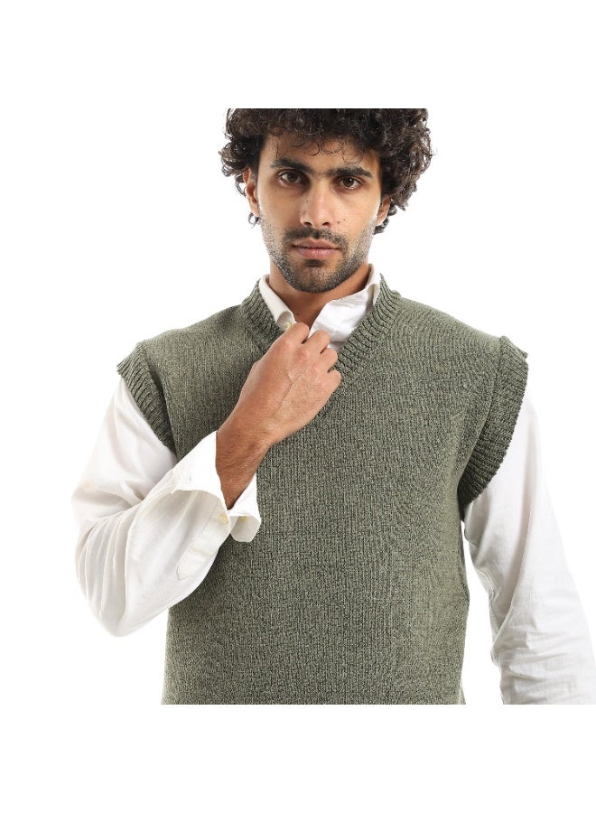 سيزار فيست صوف رجالي برقبة علي شكل سبعة وبدون أكمام - Image 5