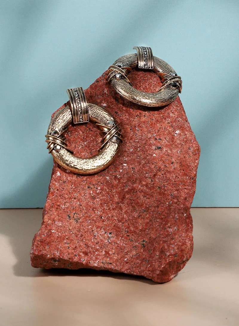 SOHI Textured Halo Artificial Drop Earring Jewellery