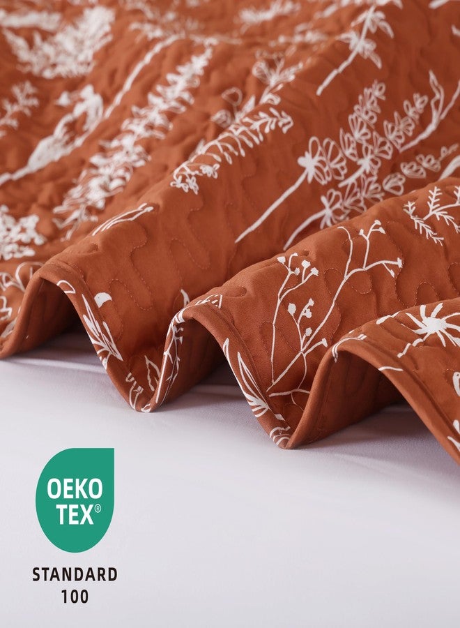 JANZAA 3 Pieces Quilt Terracotta Bed Spread Quilts Queen Size with Botanical Floral Pattern Burnt Orange Microfiber Quilts Set Lightweight Comforter Farmhouse Quilt Set 1 Queen Quilt 2 Pillow Cases - Image 2
