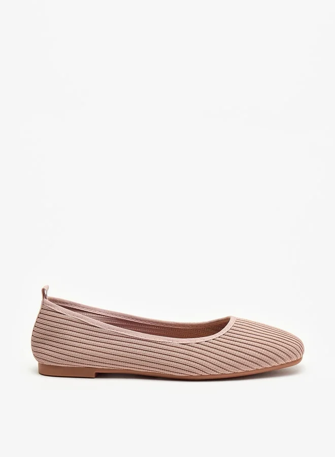 سيليست Women's Textured Square Toe Ballerina Shoes