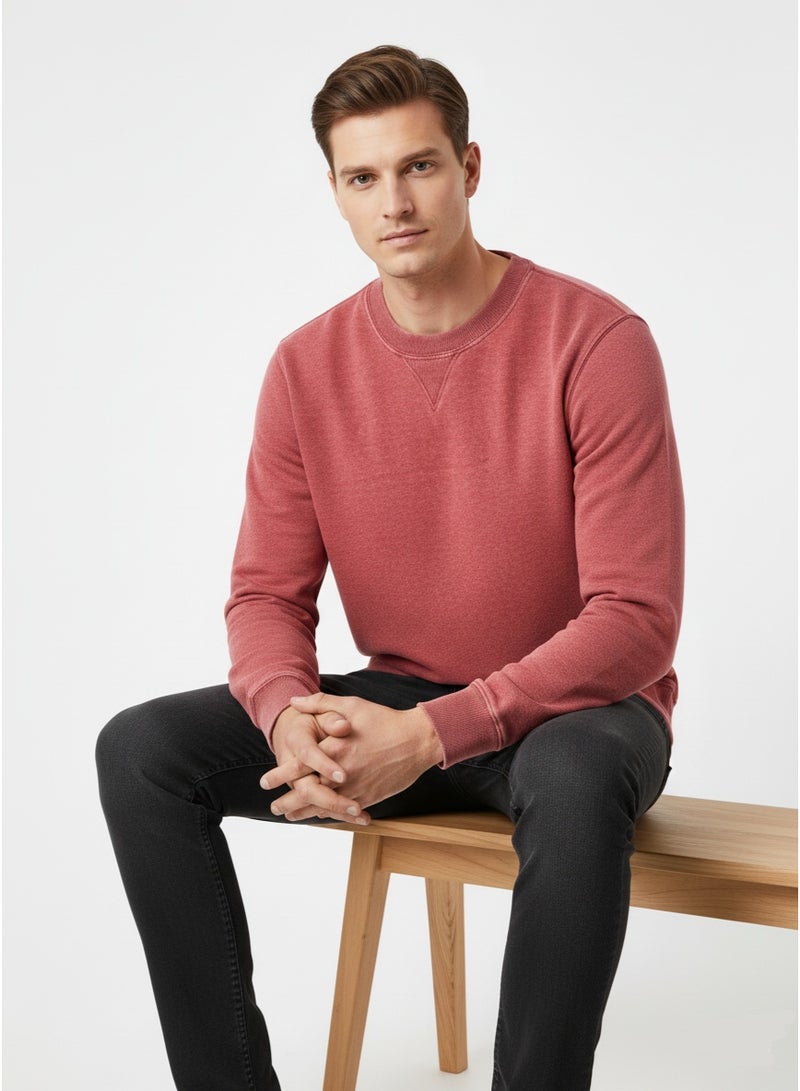 LOUD UNIVERSE سويت شيرت رجالي بياقة دائرية - سويت شيرت طويل الأكمام غير رسمي | مزيج قطن ناعم - Image 4