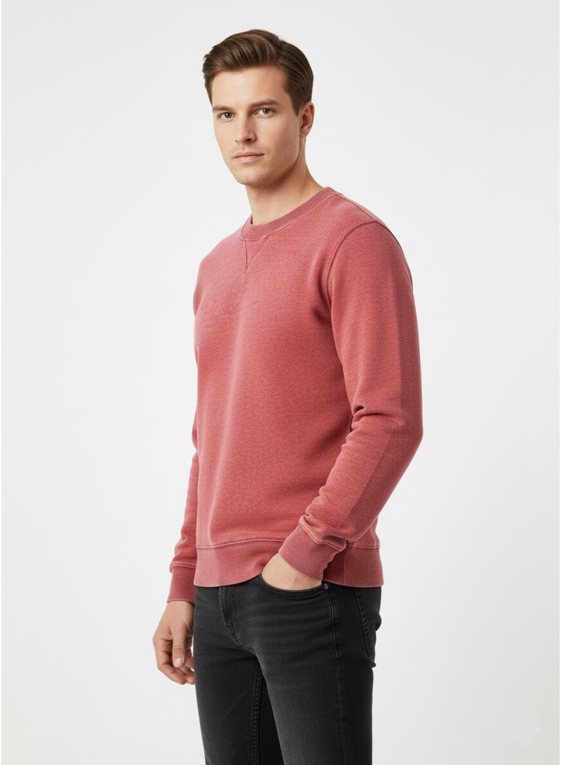 LOUD UNIVERSE سويت شيرت رجالي بياقة دائرية - سويت شيرت طويل الأكمام غير رسمي | مزيج قطن ناعم - Image 2